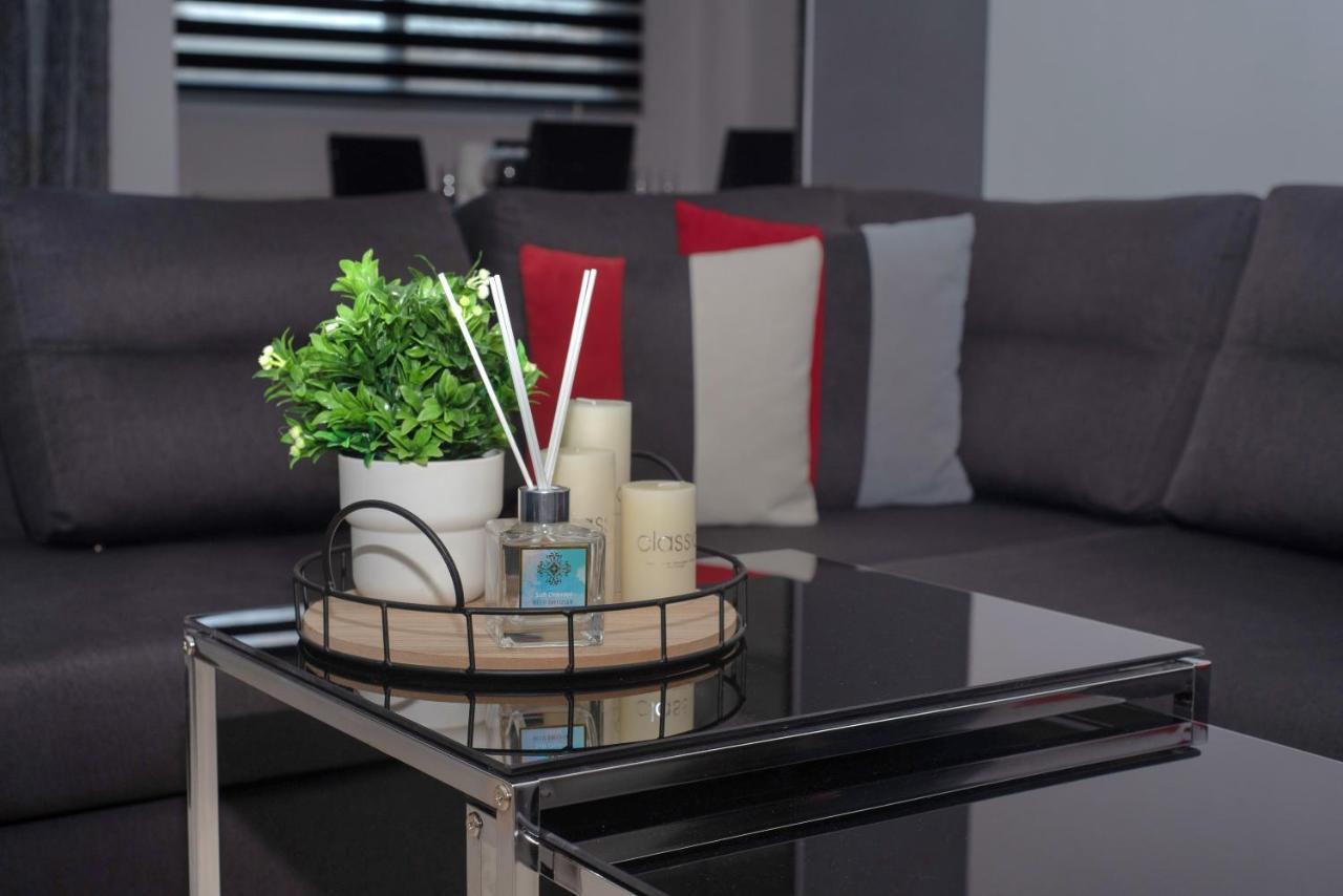 Апарт отель Mistral Luxury Living Неа-Перамос Экстерьер фото